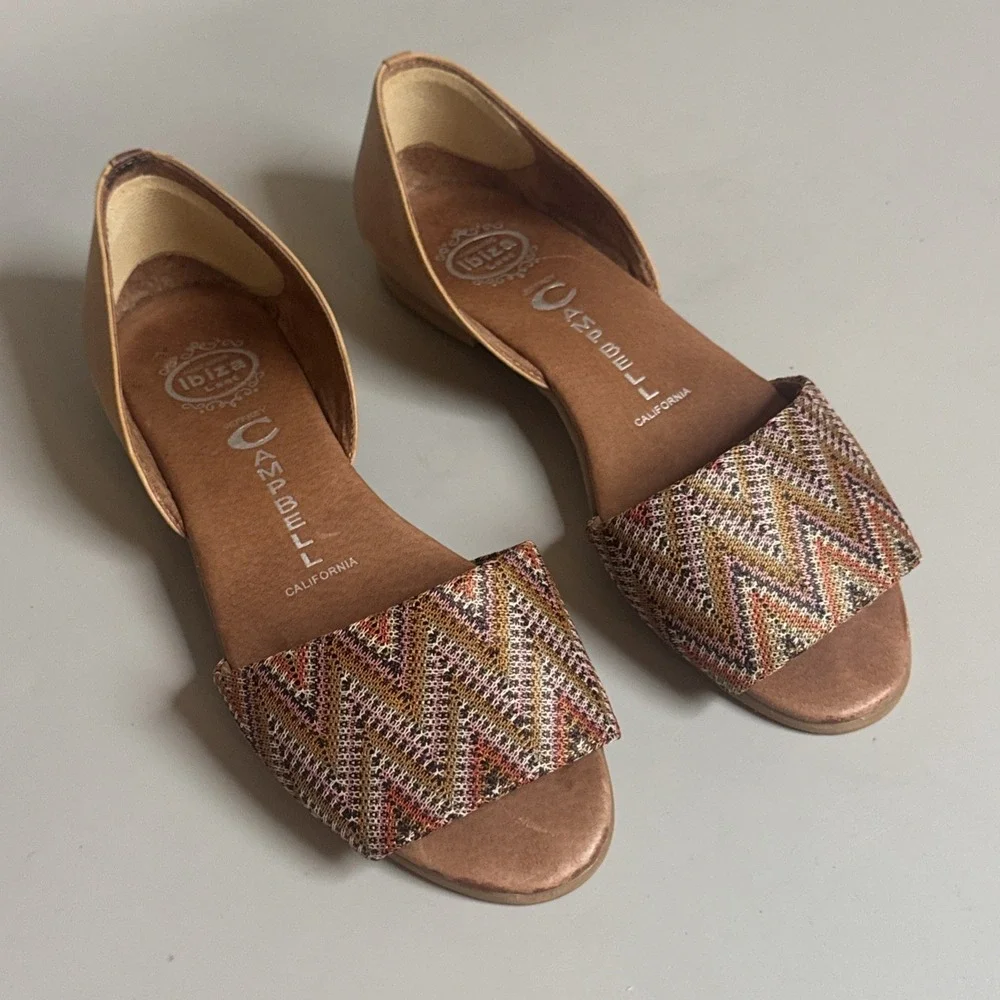 Jeffrey Campbell Ibiza Handmade Flats - Sz 7.5 Sandals Shoes